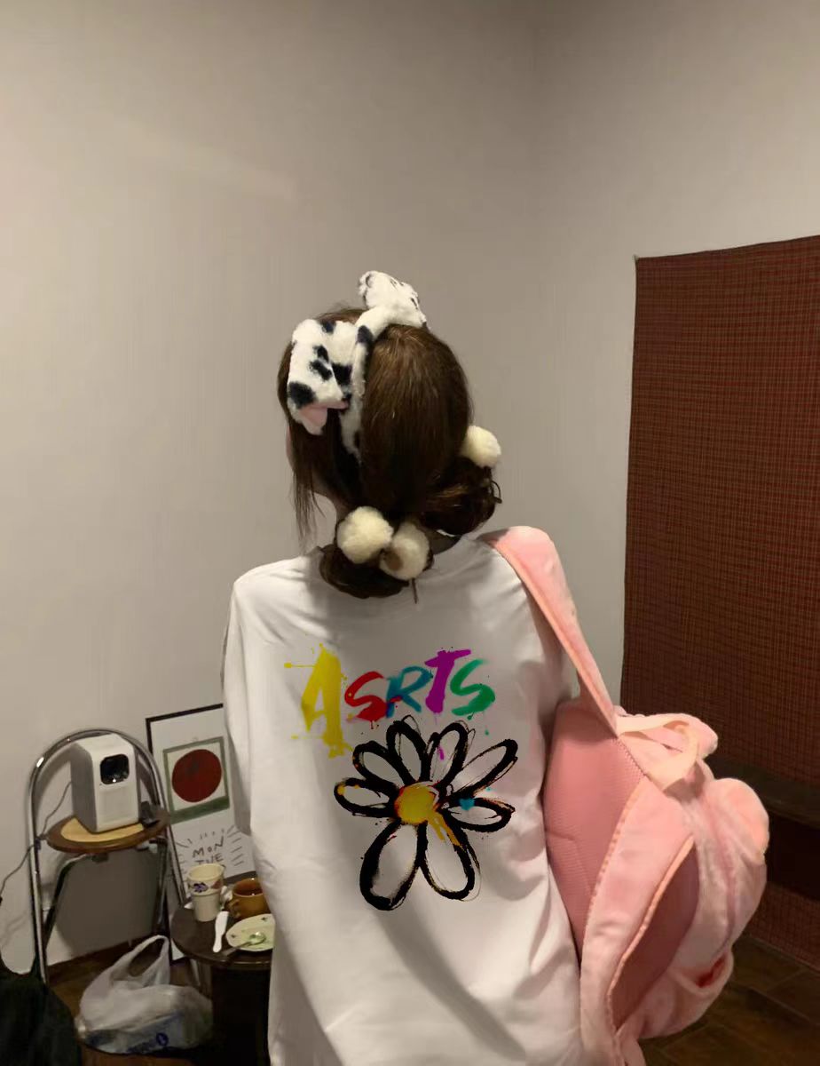 Daisy Print Short Sleeve T-Shirt for Women - Loose Fit American Retro Style Couple Shirt, Y2K Inspired Fashion Top Daisy Print Short Sleeve T-Shirt for Women - Loose Fit American Retro Style Couple Shirt, Y2K Inspired Fashion Top