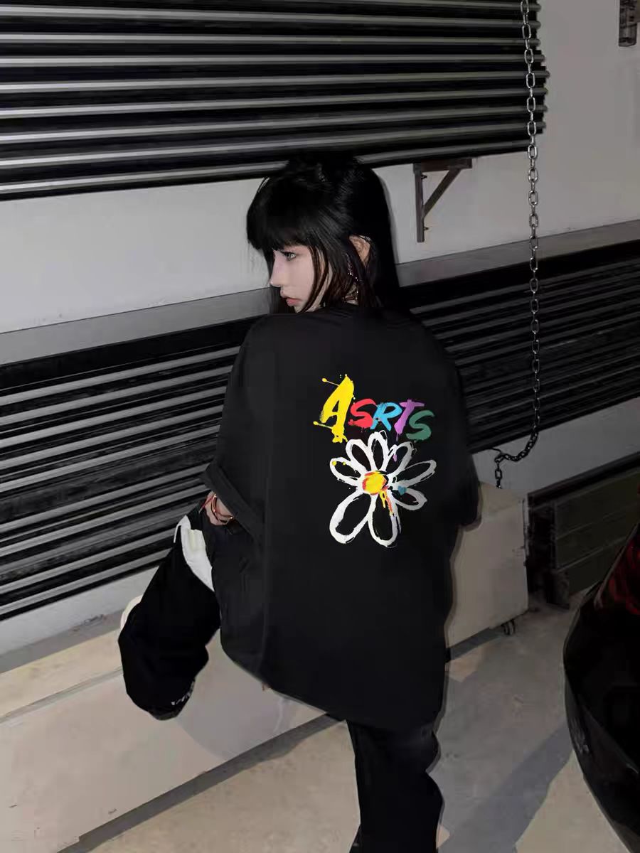 Daisy Print Short Sleeve T-Shirt for Women - Loose Fit American Retro Style Couple Shirt, Y2K Inspired Fashion Top Daisy Print Short Sleeve T-Shirt for Women - Loose Fit American Retro Style Couple Shirt, Y2K Inspired Fashion Top