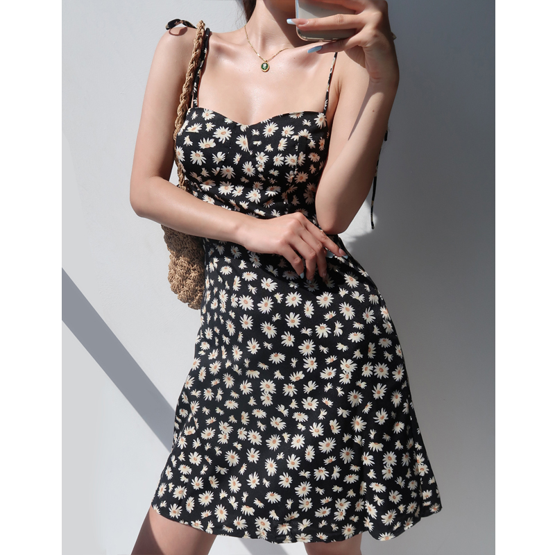 Dark Floral Lace-Up Camisole Dress for Women - Vintage Daisy Print, Waist-Cinching, Slimming, Vacation-Style Short Dress Dark Floral Lace-Up Camisole Dress for Women - Vintage Daisy Print, Waist-Cinching, Slimming, Vacation-Style Short Dress