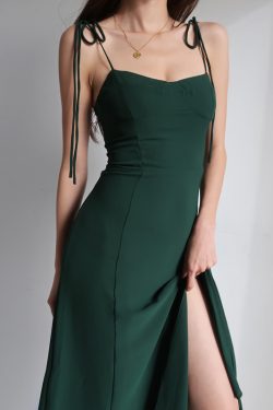 Dark Green High-Waisted Spaghetti Strap Dress - Vintage French Style, Sexy Waist-Cinching, Side Slit Tie-Up Sundress for Beach Vacation