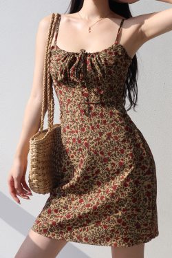 Dark Green Low-Cut Fitted Spaghetti Strap A-Line Dress with French Oil Painting Girl Design - Sexy Slimming Style