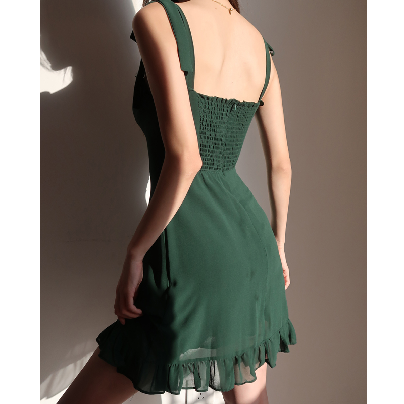 Dark Green Spaghetti Strap Mini Dress with Ruffled Waist, Retro A-Line Style for Girls, Sexy Summer Fashion Dark Green Spaghetti Strap Mini Dress with Ruffled Waist, Retro A-Line Style for Girls, Sexy Summer Fashion
