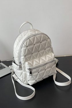 Diamond-Shaped Large Capacity Backpack for Women - Minimalist High-End Style, Fashionable Versatile School Bag for Spring/Summer 2025