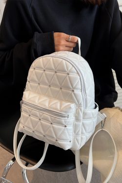 Diamond-Shaped Large Capacity Backpack for Women - Minimalist High-End Style, Fashionable Versatile School Bag for Spring/Summer 2025