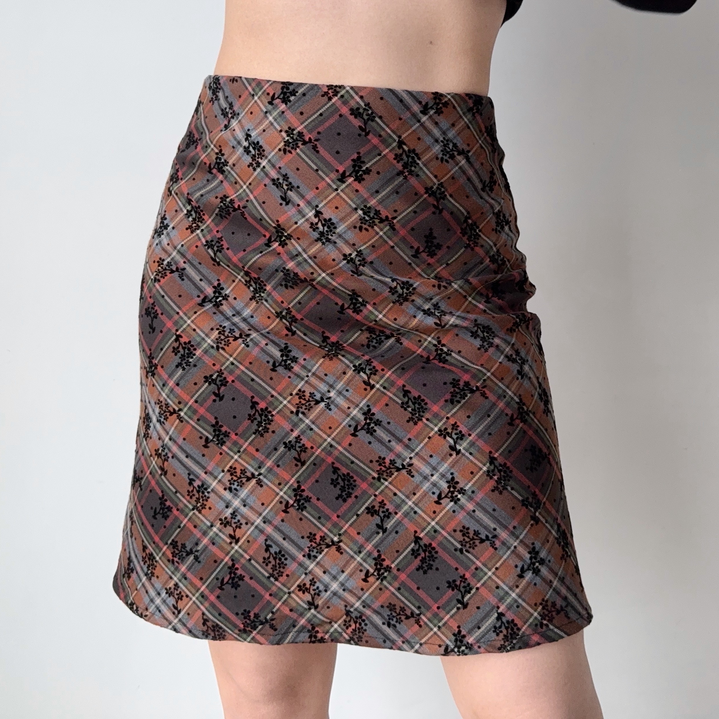 DIY American Vintage Floral Plaid Midi Skirt - Women's High Waist Bodycon Fashion Skirt, Y2K Style DIY American Vintage Floral Plaid Midi Skirt - Women's High Waist Bodycon Fashion Skirt, Y2K Style