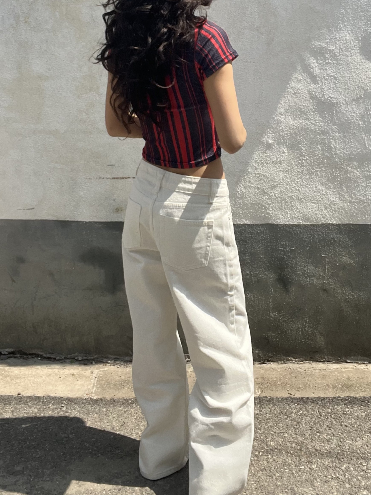 Draped White Straight-Leg Low-Rise Floor-Length Jeans for Women - American Vintage 2025 Style Draped White Straight-Leg Low-Rise Floor-Length Jeans for Women - American Vintage 2025 Style