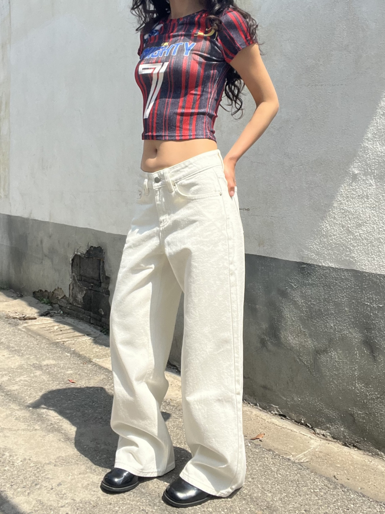 Draped White Straight-Leg Low-Rise Floor-Length Jeans for Women - American Vintage 2025 Style Draped White Straight-Leg Low-Rise Floor-Length Jeans for Women - American Vintage 2025 Style