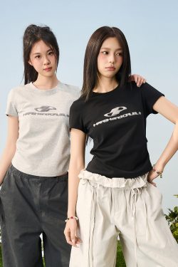 Elastic Knitted Logo Short-Sleeve Summer T-Shirt for Women - Slim Fit Casual Top, Perfect for 90s and Y2K Styles