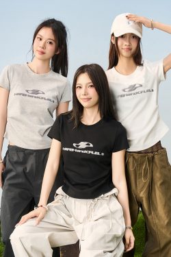 Elastic Knitted Logo Short-Sleeve Summer T-Shirt for Women - Slim Fit Casual Top, Perfect for 90s and Y2K Styles