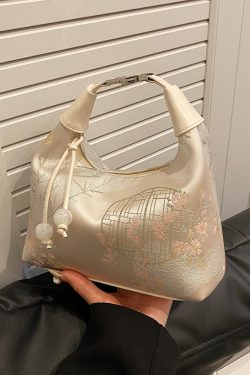 Embroidered Chinese Style Underarm Bag for Women - High-End Single Shoulder Crossbody Bag for Summer 2025