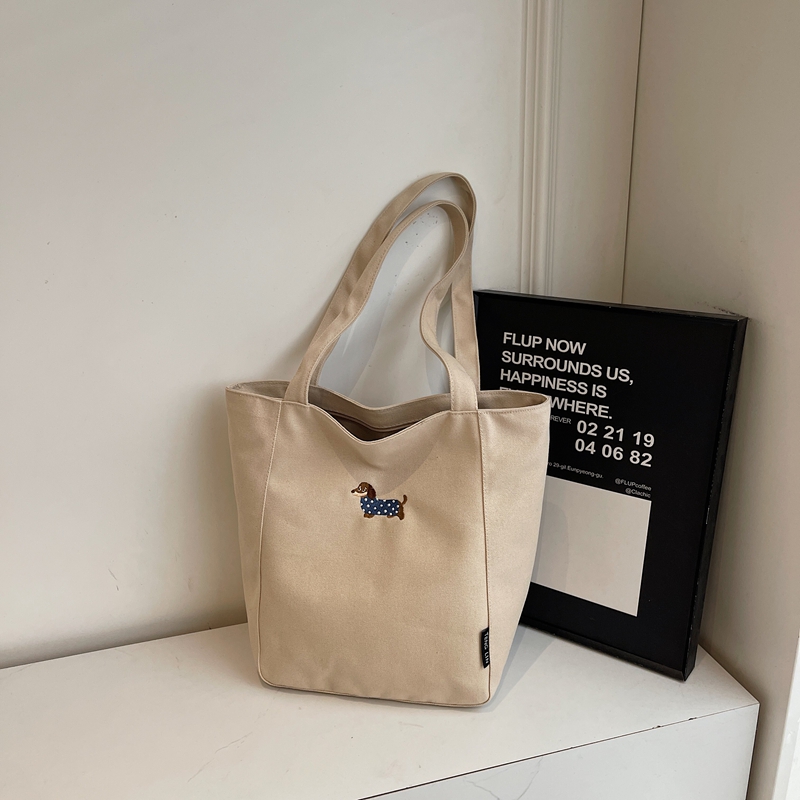 Embroidered Dachshund Canvas Tote Bag for Women, Large Capacity Student Shoulder Bag, Casual Versatile Commuter Style Embroidered Dachshund Canvas Tote Bag for Women, Large Capacity Student Shoulder Bag, Casual Versatile Commuter Style
