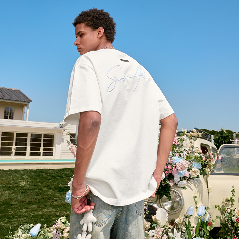 Embroidered Letter Short Sleeve T-Shirt - Vintage American Style Unisex Heavyweight Tee for Summer 2025 - Trendy 90s Look Embroidered Letter Short Sleeve T-Shirt - Vintage American Style Unisex Heavyweight Tee for Summer 2025 - Trendy 90s Look