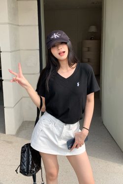 Embroidered V-Neck Short Sleeve T-Shirt for Women - Loose Slimming Casual Top - Versatile Spring Summer Style