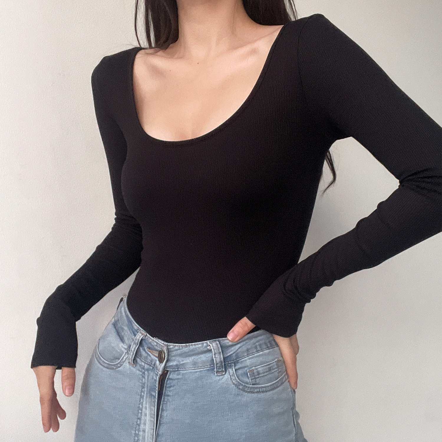 European and American Sexy Minimalist Slim Fit Long Sleeve T-Shirt with Big Round Neck - Versatile Solid Color Base Top European and American Sexy Minimalist Slim Fit Long Sleeve T-Shirt with Big Round Neck - Versatile Solid Color Base Top