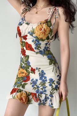 European and American Style Oil Painting Print Vintage Cami Dress with Tie Straps and Ruffle A-Line Skirt, Perfect for Y2K Fashion