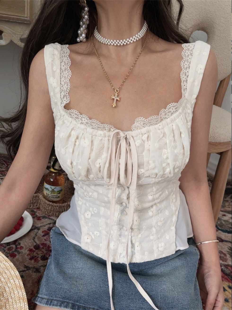 Exquisite Handmade Embroidered Hollow Cotton Vintage Tie-Waist Camisole for Women - French Romantic Vacation Style Exquisite Handmade Embroidered Hollow Cotton Vintage Tie-Waist Camisole for Women - French Romantic Vacation Style