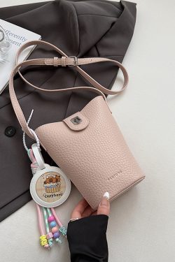 Exquisite Minimalist Bucket Bag - Trendy Crossbody Shoulder Bag for Summer 2025, Niche Fashion Personality Accessory