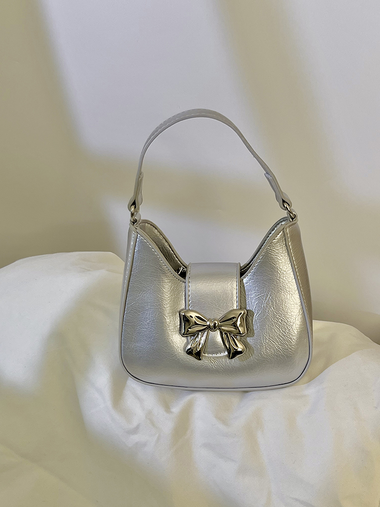 Exquisite Silver Bow Chain Handheld Crossbody Small Bag for Women - 2025 Niche Design Fashion Accessory Exquisite Silver Bow Chain Handheld Crossbody Small Bag for Women - 2025 Niche Design Fashion Accessory