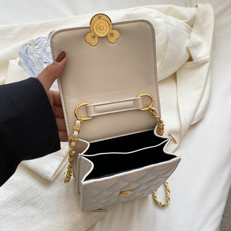 Exquisite Women's Crossbody Bag 2025 - High-End Diamond Pattern Chain Mobile Phone Bag for Summer Fashion Exquisite Women's Crossbody Bag 2025 - High-End Diamond Pattern Chain Mobile Phone Bag for Summer Fashion