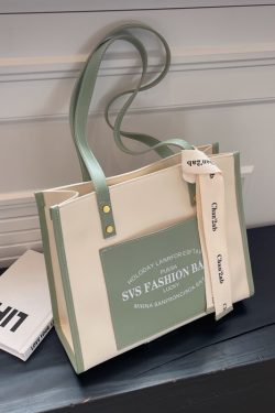 Fashionable Large Capacity Shoulder Tote Bag for College Students - Textured Niche Design for Spring/Summer 2025