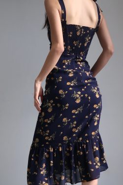 Fitted Floral A-Line Dress with Ruffled Shoulder Ties, Waist Cinching, and Spaghetti Straps - French Style, Knee-Length Fashion
