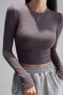 Fitted Vintage American-Style High-Waisted Slim-Fit Long Sleeve T-Shirt for Women - Retro Round Neck Stretchy Top