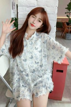 Floral Hawaiian Beach Shirt for Women, Printed Short-Sleeve Top with 3D Tassels, Loose Fit Trendy Summer Style