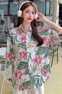 Floral Hawaiian Short Sleeve Shirt for Women - Casual Loose Cotton Silk Blouse, Versatile Beachwear Top, Summer Style