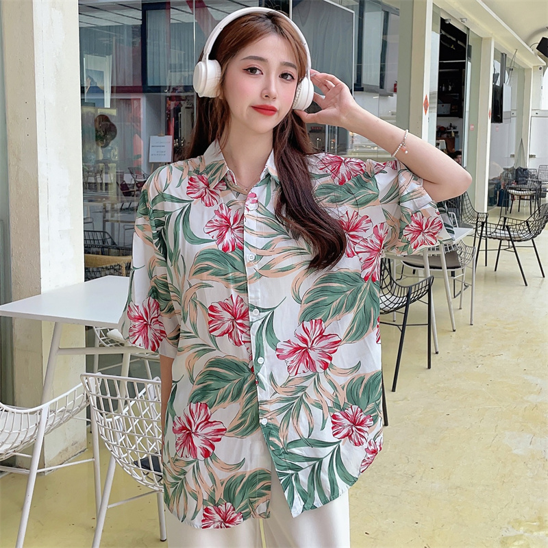 Floral Hawaiian Short Sleeve Shirt for Women - Casual Loose Cotton Silk Blouse, Versatile Beachwear Top, Summer Style Floral Hawaiian Short Sleeve Shirt for Women - Casual Loose Cotton Silk Blouse, Versatile Beachwear Top, Summer Style