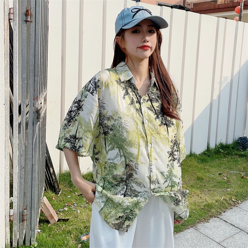 Floral Hawaiian Short Sleeve Shirt for Women - Casual Loose Cotton Silk Blouse, Versatile Beachwear Top, Summer Style Floral Hawaiian Short Sleeve Shirt for Women - Casual Loose Cotton Silk Blouse, Versatile Beachwear Top, Summer Style