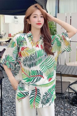 Floral Hawaiian Short Sleeve Shirt for Women - Casual Loose Cotton Silk Blouse, Versatile Beachwear Top, Summer Style