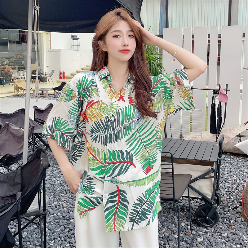 Floral Hawaiian Short Sleeve Shirt for Women - Casual Loose Cotton Silk Blouse, Versatile Beachwear Top, Summer Style Floral Hawaiian Short Sleeve Shirt for Women - Casual Loose Cotton Silk Blouse, Versatile Beachwear Top, Summer Style