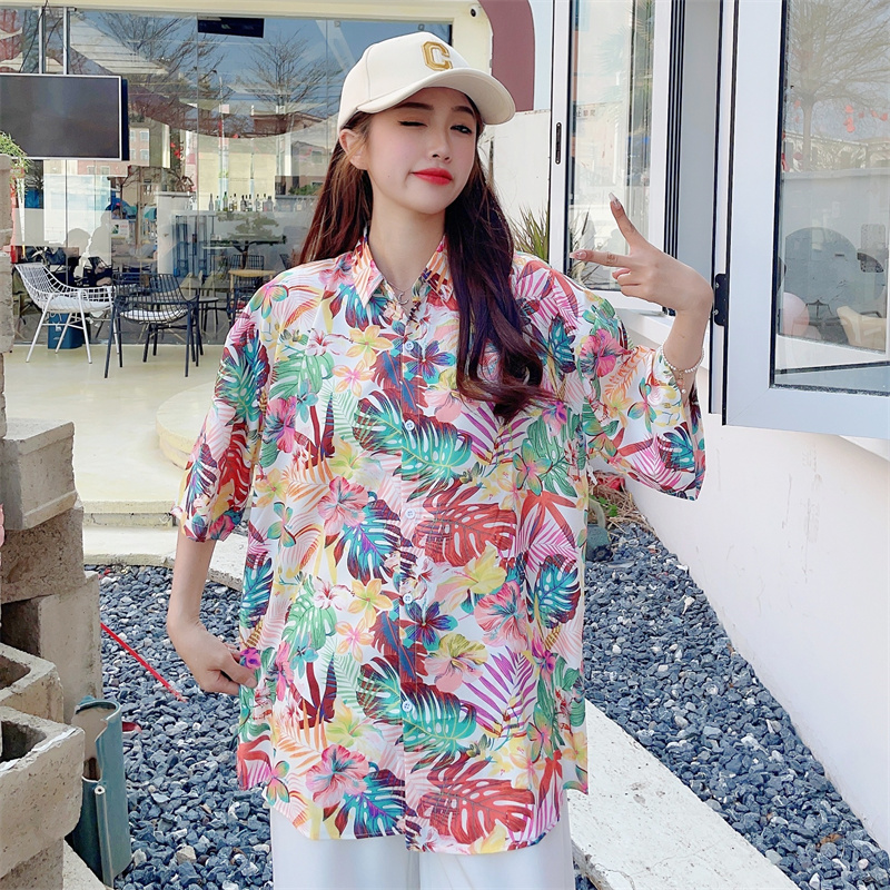 Floral Hawaiian Short Sleeve Shirt for Women - Casual Loose Cotton Silk Blouse, Versatile Beachwear Top, Summer Style Floral Hawaiian Short Sleeve Shirt for Women - Casual Loose Cotton Silk Blouse, Versatile Beachwear Top, Summer Style