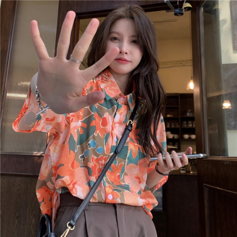 Floral Hawaiian Short Sleeve Shirt for Women - Retro Loose Top in Hong Kong Style - Trendy Fairy Girl Aesthetic Floral Hawaiian Short Sleeve Shirt for Women - Retro Loose Top in Hong Kong Style - Trendy Fairy Girl Aesthetic