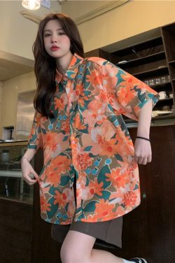 Floral Hawaiian Short Sleeve Shirt for Women - Retro Loose Top in Hong Kong Style - Trendy Fairy Girl Aesthetic