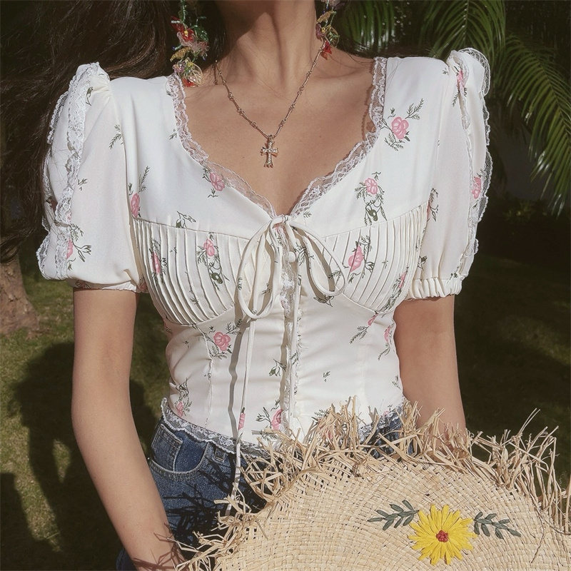 Floral Lace Trim Puff Sleeve Top - DIY 2025 Spring/Summer French Romantic Style, Waist-Cinched, Short Sleeve Floral Lace Trim Puff Sleeve Top - DIY 2025 Spring/Summer French Romantic Style, Waist-Cinched, Short Sleeve