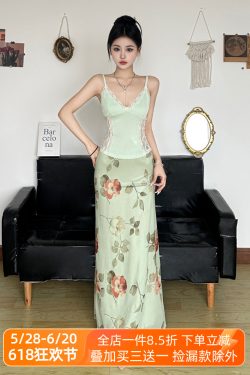 Floral Mesh Straight Skirt - Women's Elegant Draped Midi Skirt in Green and Fresh, Chinese Style Rose Design