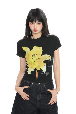 Floral Print Short-Sleeve T-Shirt for Women - Slim Fit Cropped Round Neck Summer Top - American Style Spicy Girl Fashion