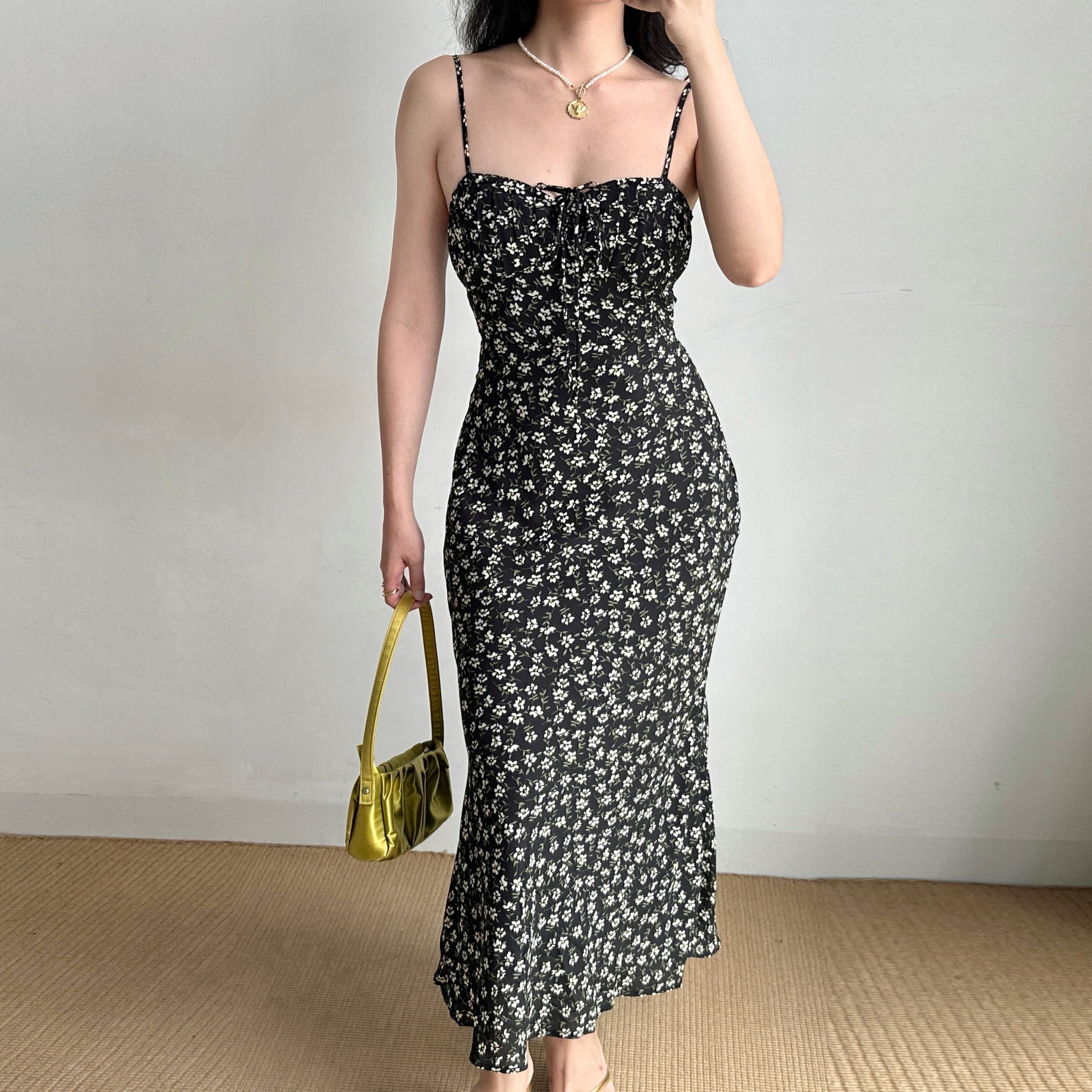 Floral Print Spaghetti Strap Dress for Women - A-Line Slim Fit, European American Style, Summer Short/Long Length, Y2K Fashion Floral Print Spaghetti Strap Dress for Women - A-Line Slim Fit, European American Style, Summer Short/Long Length, Y2K Fashion