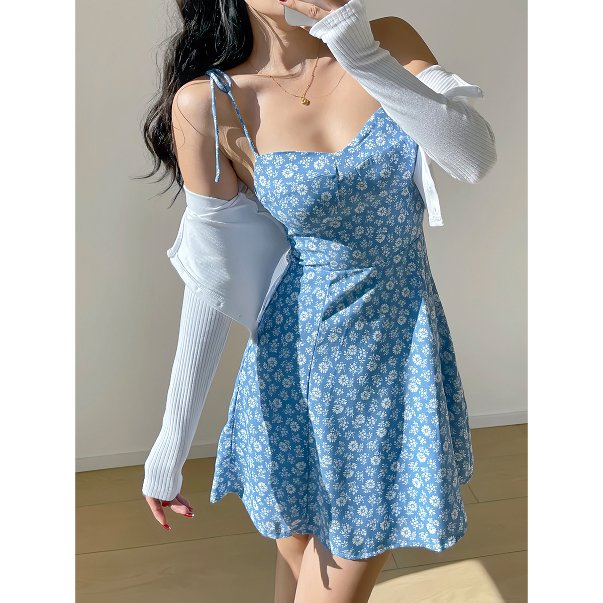 Floral Print Tie Strap Casual Dress - Short Skirt European American Style for Vacation, Summer, Beach, 90s Inspired Fashion Floral Print Tie Strap Casual Dress - Short Skirt European American Style for Vacation, Summer, Beach, 90s Inspired Fashion