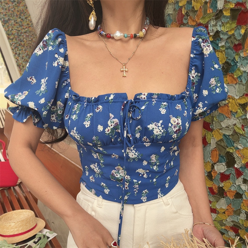 Floral Puff Sleeve Short Sleeve Vacation Shirt with Drawstring French Square Neck and Waist-Exposing Design for Spring/Summer 2025 Floral Puff Sleeve Short Sleeve Vacation Shirt with Drawstring French Square Neck and Waist-Exposing Design for Spring/Summer 2025