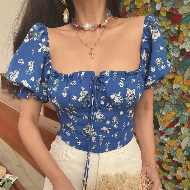 Floral Puff Sleeve Short Sleeve Vacation Shirt with Drawstring French Square Neck and Waist-Exposing Design for Spring/Summer 2025 Floral Puff Sleeve Short Sleeve Vacation Shirt with Drawstring French Square Neck and Waist-Exposing Design for Spring/Summer 2025