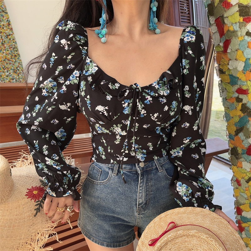 Floral Ruffled Square Neck Lantern Sleeve Crop Top - 2025 Spring/Summer Vacation Style, Y2K Inspired Fashion Floral Ruffled Square Neck Lantern Sleeve Crop Top - 2025 Spring/Summer Vacation Style, Y2K Inspired Fashion