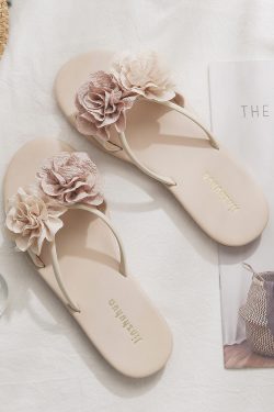 Floral Sheepskin Skirt and Sandal Set for Women - 2025 Summer Outdoor Fashion, Versatile French Style Ensemble