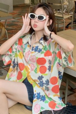 Floral Short-Sleeve Shirt for Girls, Hawaiian Vacation Beach Top, Retro Hong Kong Style Loose Fit, Summer Fashion Essential