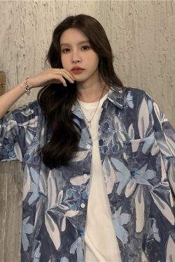 Floral Short Sleeve Shirt for Women - 2025 Summer Beach Hawaiian Vintage Loose Top in Hong Kong Style