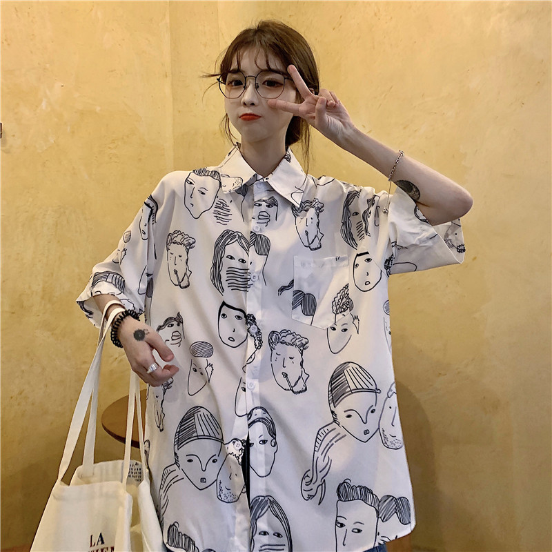 Floral Short Sleeve Shirt for Women - Hawaiian Beach Top, Retro Hong Kong Style, Loose Fit, Summer Fashion Essential Floral Short Sleeve Shirt for Women - Hawaiian Beach Top, Retro Hong Kong Style, Loose Fit, Summer Fashion Essential