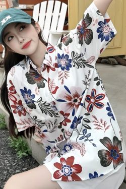 Floral Short Sleeve Shirt for Women - Loose Casual Hawaiian Beach Blouse in Ice Silk - Trendy Summer Top for Seaside Vacations