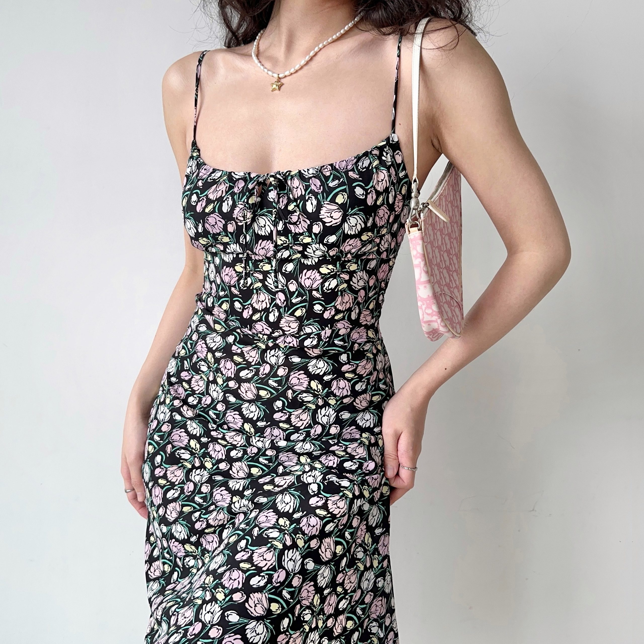 Floral Spaghetti Strap Dress for Women - Summer Vacation Beach Bodycon Dress with Waist-Defined Silhouette - European & American Style Floral Spaghetti Strap Dress for Women - Summer Vacation Beach Bodycon Dress with Waist-Defined Silhouette - European & American Style