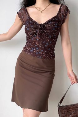 Floral V-Neck Short Sleeve T-Shirt for Women - Front Pleated Slim Fit Top in European American Style, Y2K Inspired Fashion